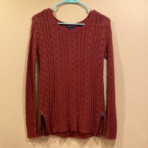 American Eagle sweater